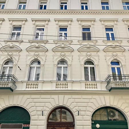 Trendy & Cozy Apartment At Heroes' Square Budapest Kültér fotó